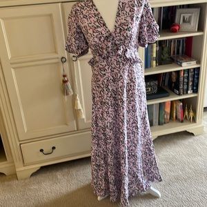 Diane Von Furstenberg silk short sleeve, flirty, maxi dress